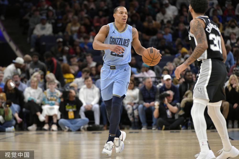 示出巴甲在 示出巴甲在